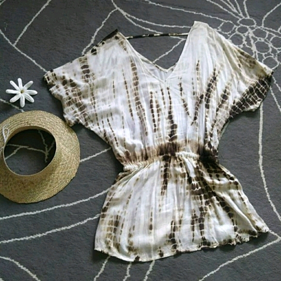 En CremeTie Dye Dress - Picture 2 of 4